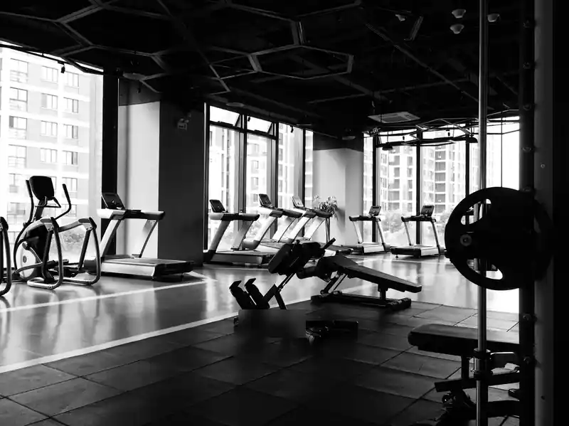 Modern gym with treadmills – Fit-Strive